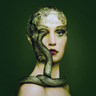 Флора Борси