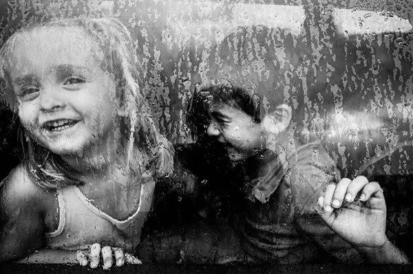 Black and White Child Photo Contest 2015